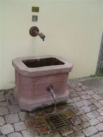 Brunnen