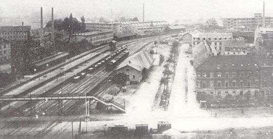 2 Alter Bahnhof (heute Postamt), um 1900